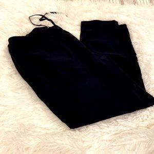 Lululemon elastic and drawstring black pants